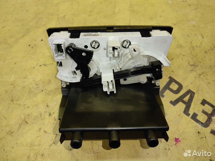 Блок климата Peugeot 408