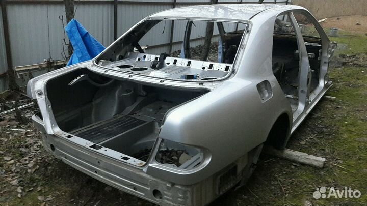 Мерседес Е 210