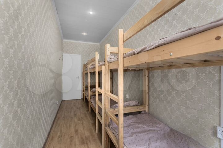 Комната 26 м² в 1-к., 4/4 эт.