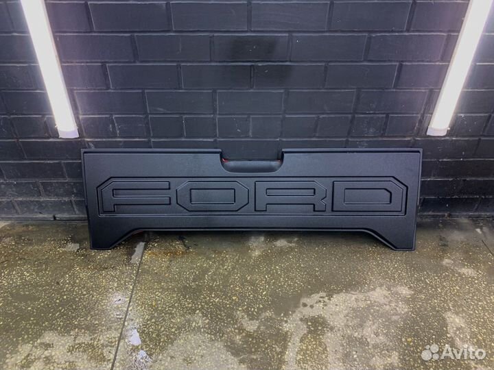 Накладка на задний борт Ford Ranger Raptor