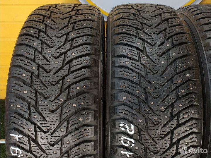 Nokian Tyres Hakkapeliitta 8 235/65 R17