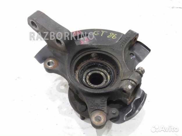 Кулак задний левый Сцион