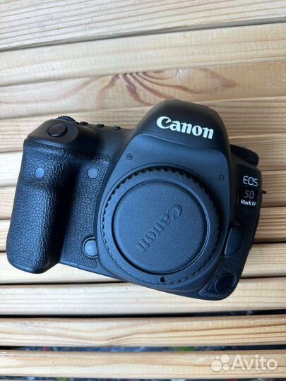 Canon eos 5d mark iv