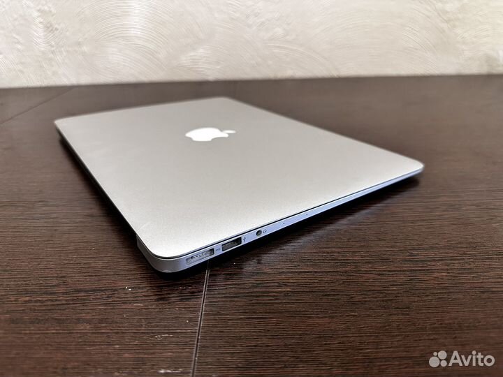 Ноутбук Apple MacBook Air 13-inch 2015