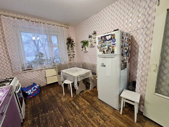 4-к. квартира, 80,6 м², 1/9 эт.