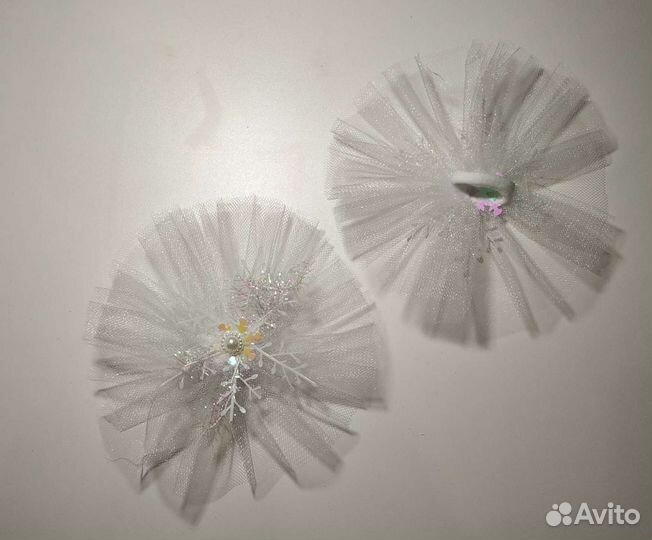 Бант снежинка на резинке новогодний 2 шт