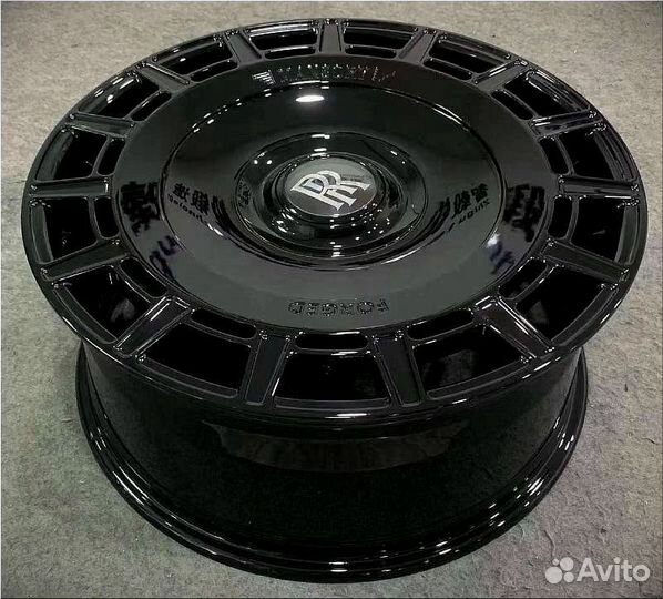 Кованые диски Rolls Royce R20