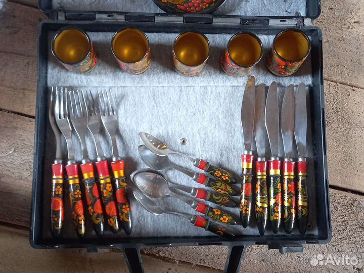 Набор столовых приборов