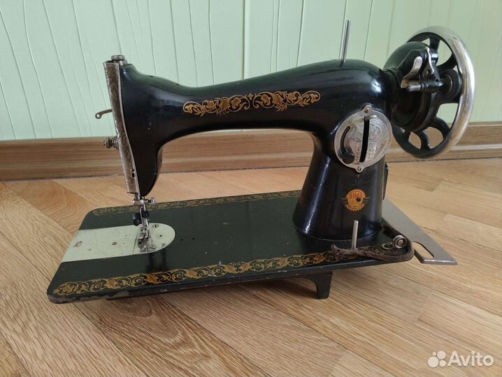 Машинка швейная пмз