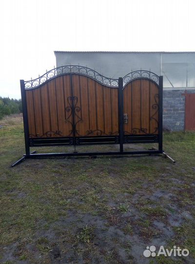 Ворота кованые