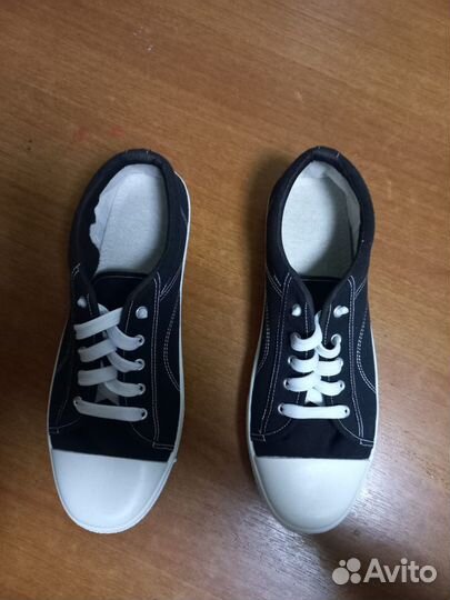 Слипоны туфли