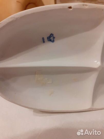 Фарфоровая статуэтка