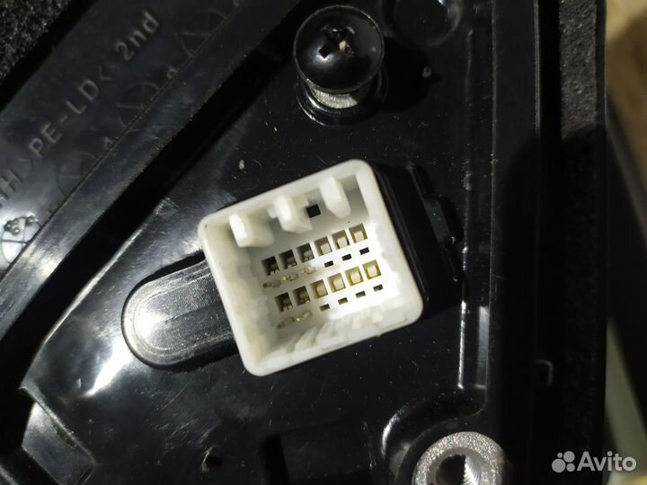 Зеркало правое Kia Sportage 3 2010- 876203W152