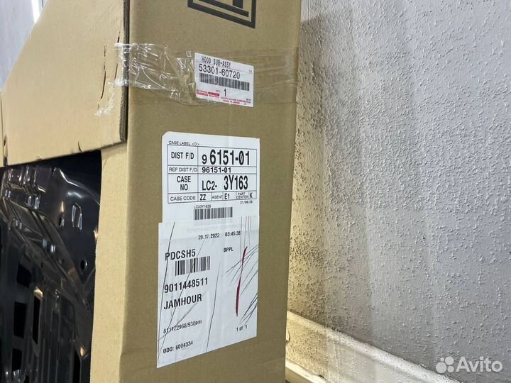 Капот Land Cruiser 300