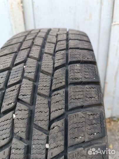 Goodyear UltraGrip Ice Navi Neo 205/65 R16 92W