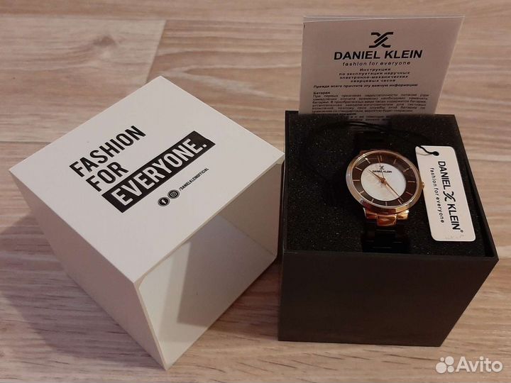 Часы Daniel Klein