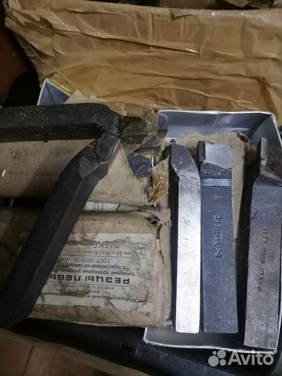 Резец токарный, фрезерная оправка