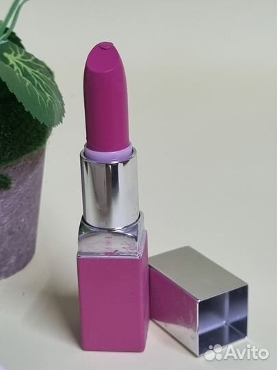 Помада Clinique 04