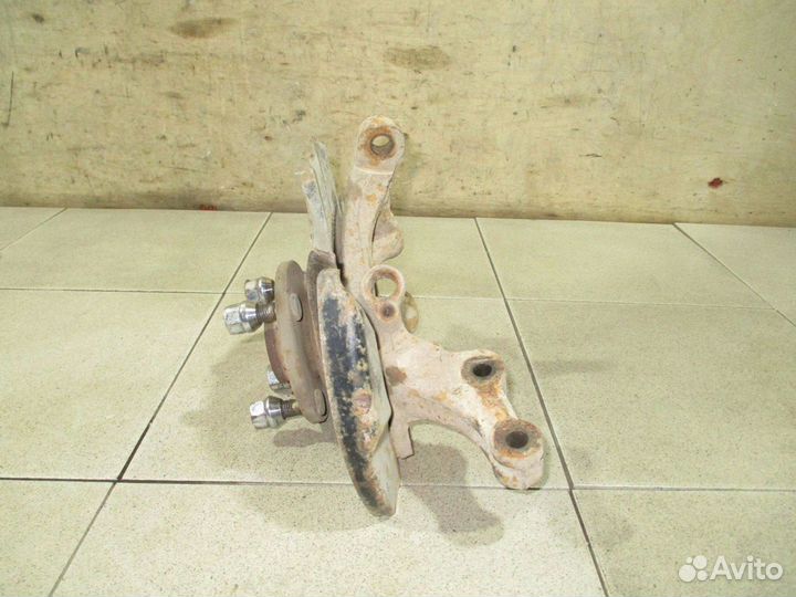 Кулак поворотный передний правый Kia RIO 2 (JB)