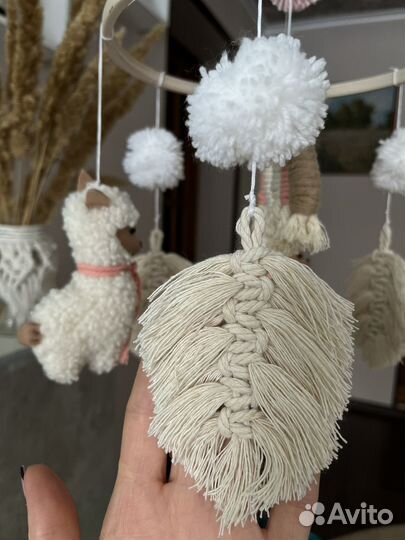 Мобиль в кроватку для девочки