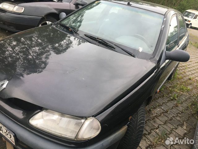 Рено Лагуна95г. 1.8бензин