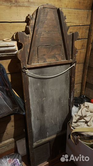 Старинное антикварное зеркало