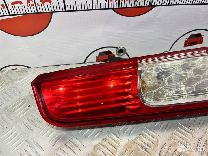 Фонарь задний левый Ford Focus 2