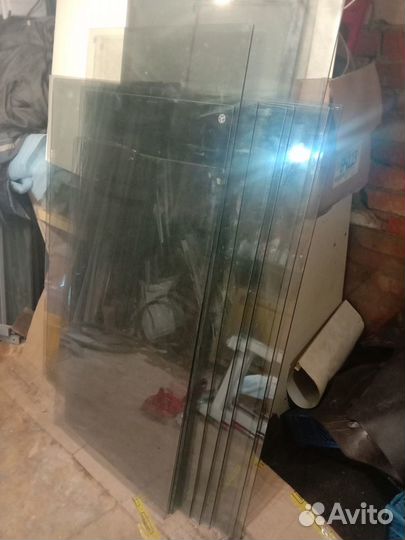 Стекло толщиной 4 и 6мм мм закалёное с покрытием