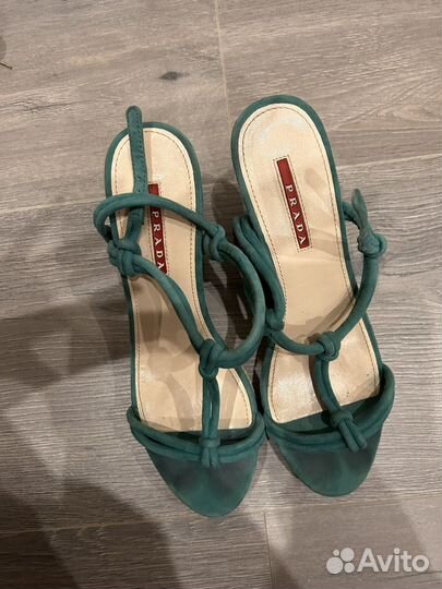 Босоножки prada