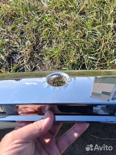 Молдинг двери багажника Nissan Terrano