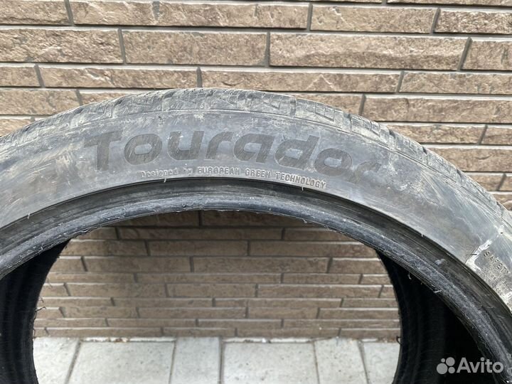 Tourador Winter Pro TSU1 245/40 R20 и 275/35 R20