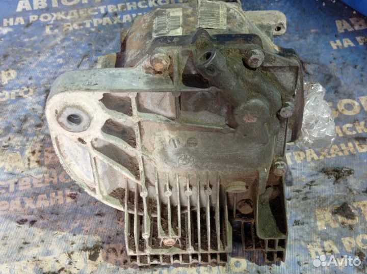 Задний редуктор Bmw E65 седан N62B44 2004