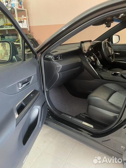 Toyota Harrier 2.0 CVT, 2020, 42 000 км