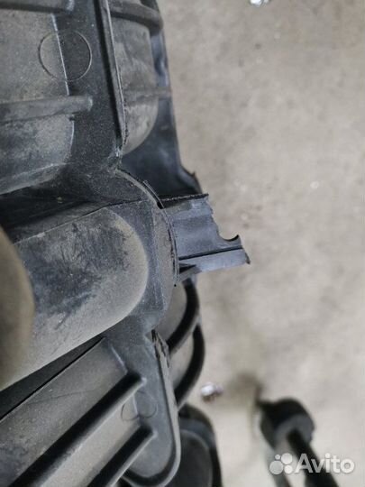 Коллектор впускной Ford Focus 2 Рестайлинг хэтчбек