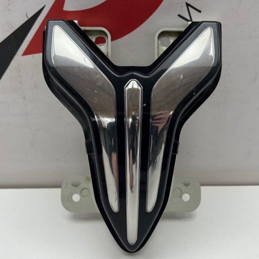 Молдинги, накладки, спойлеры для Voyah: купить детали кузова во