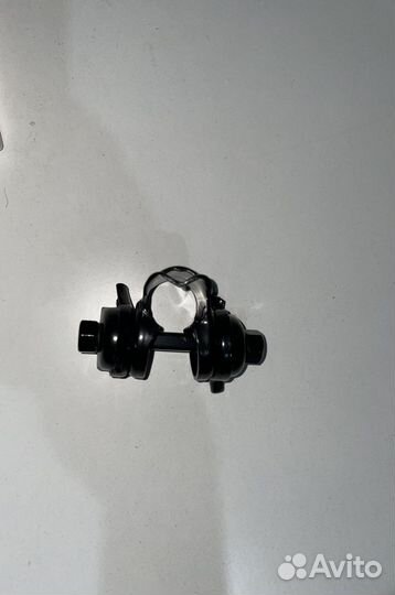 Крепление для штыря к седлу велосипеда