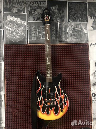 Электрогитара Jet-Rocket