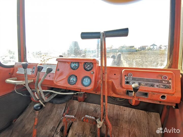 Трактор ВгТЗ ДТ-75, 1993