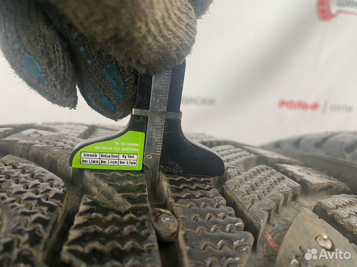 Marshal I'Zen RV Stud KC16 235/55 R17 103T