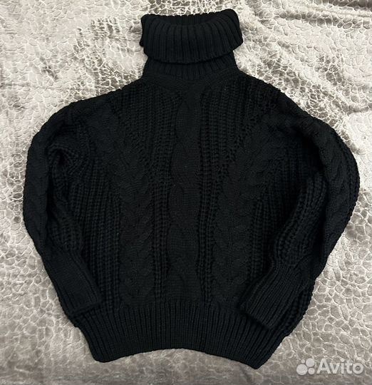 Свитер Yana Lukacher