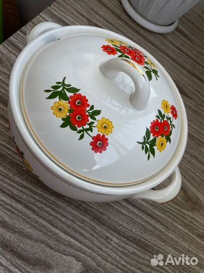 Супница фаянсовая СССР