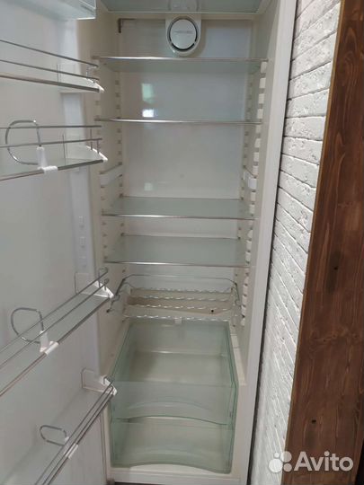 Продам холодильник liebherr