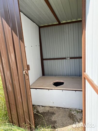 Уличный туалет