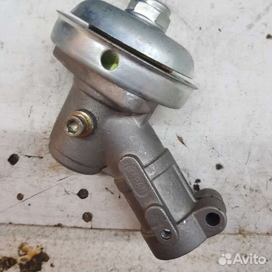 Угловой редуктор для триммера