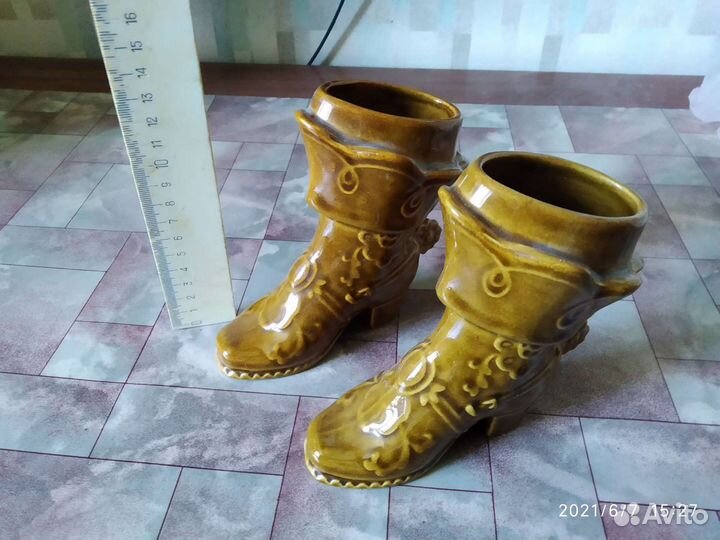 Сапожёк фарфоровый