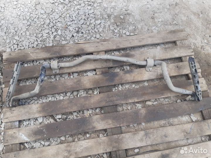 Стабилизатор передний Opel Insignia