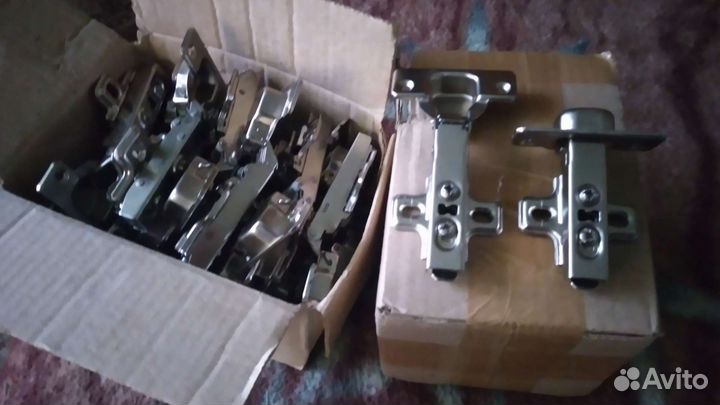 Петли с доводчиком