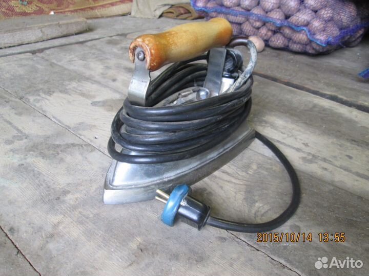 Утюг СССР работающий (1970 год)