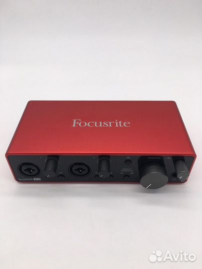 Звуковая карта Focusrite Scarlett 2i2 3rd gen