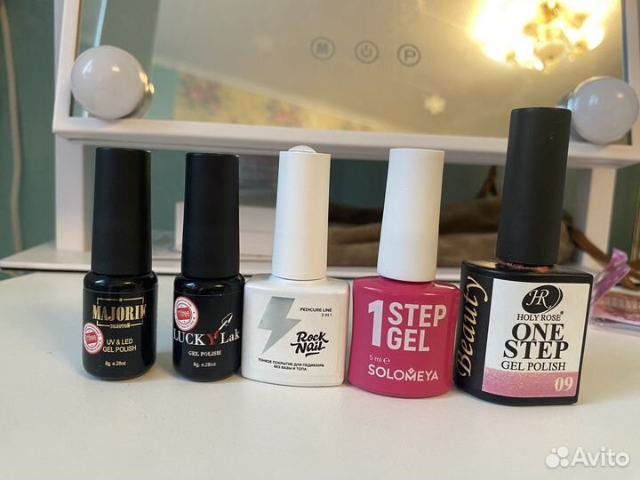 Гель лак для ногтей